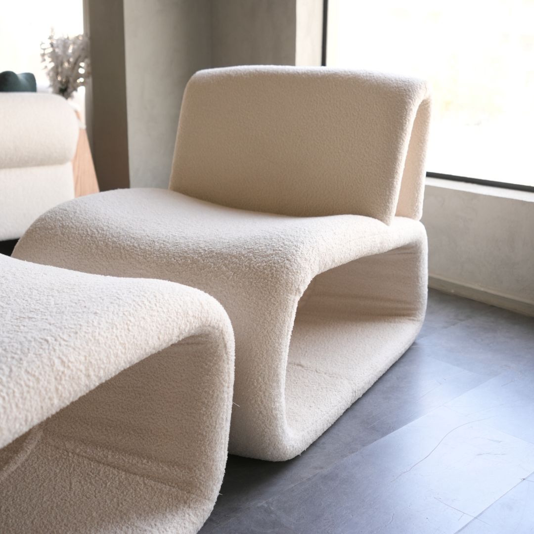 Chaise Lounge
