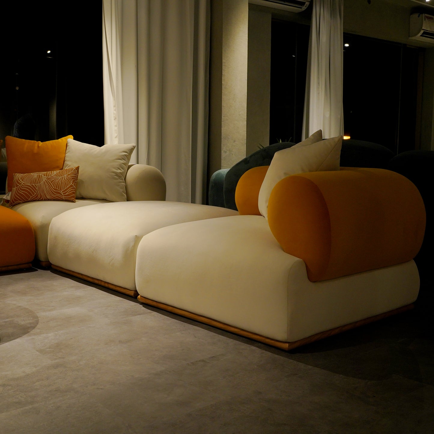 HERMIONE Living Room