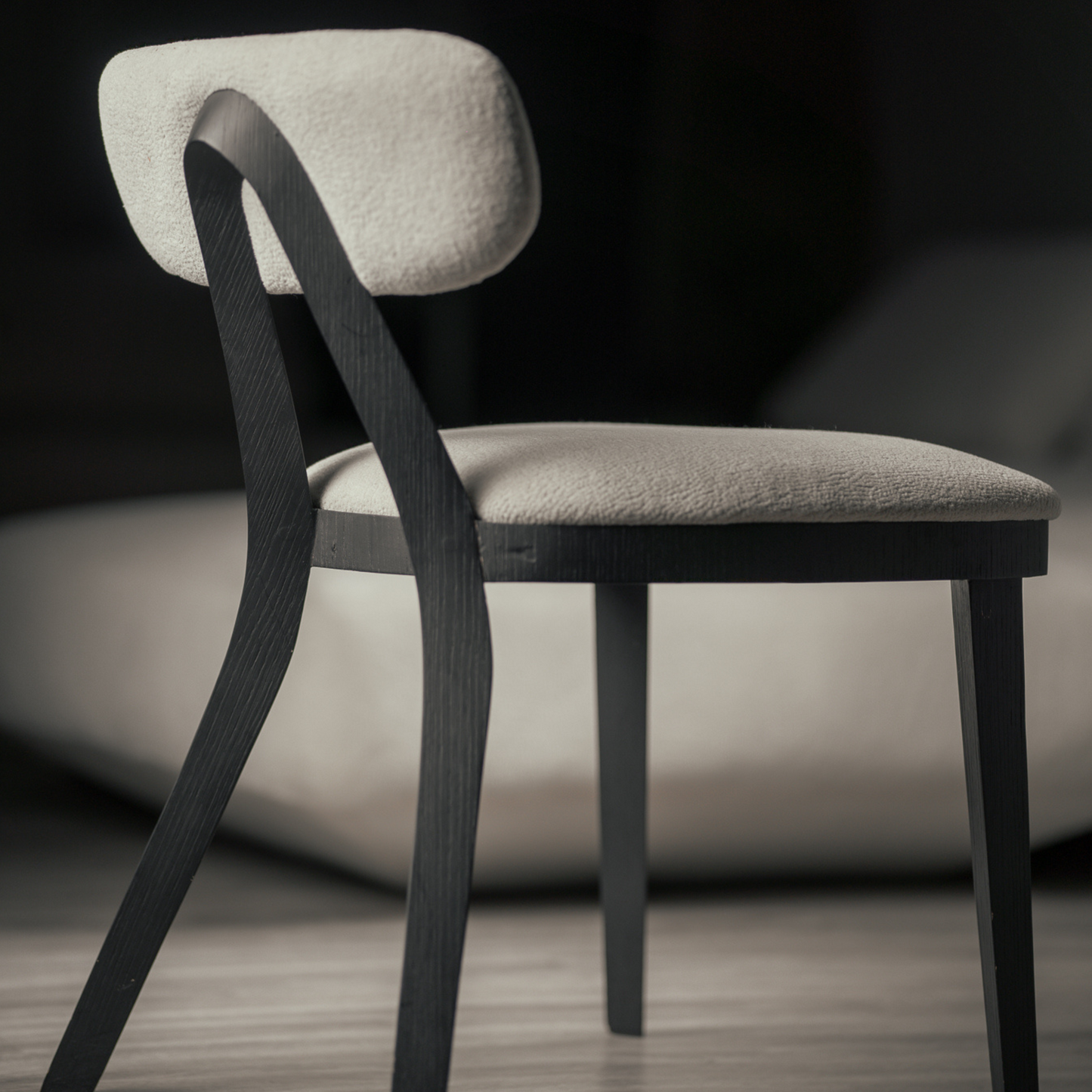 PLURE Dining Chair