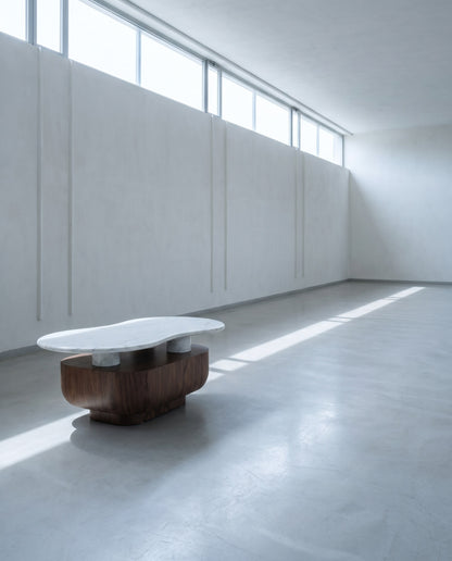 Curvo Side Table