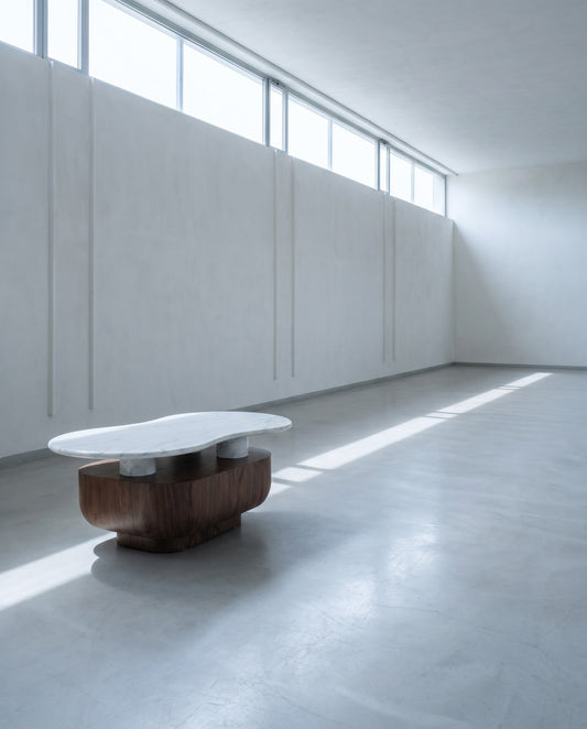 Curvo Side Table
