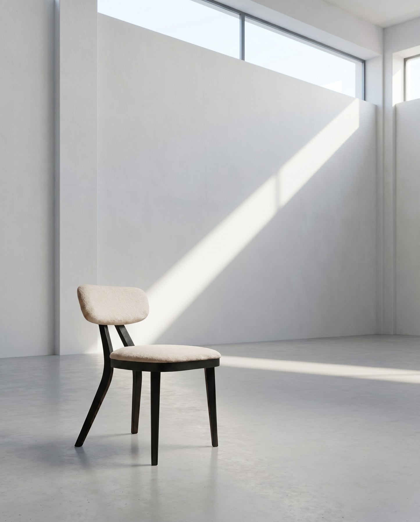 Plure Dining Chair