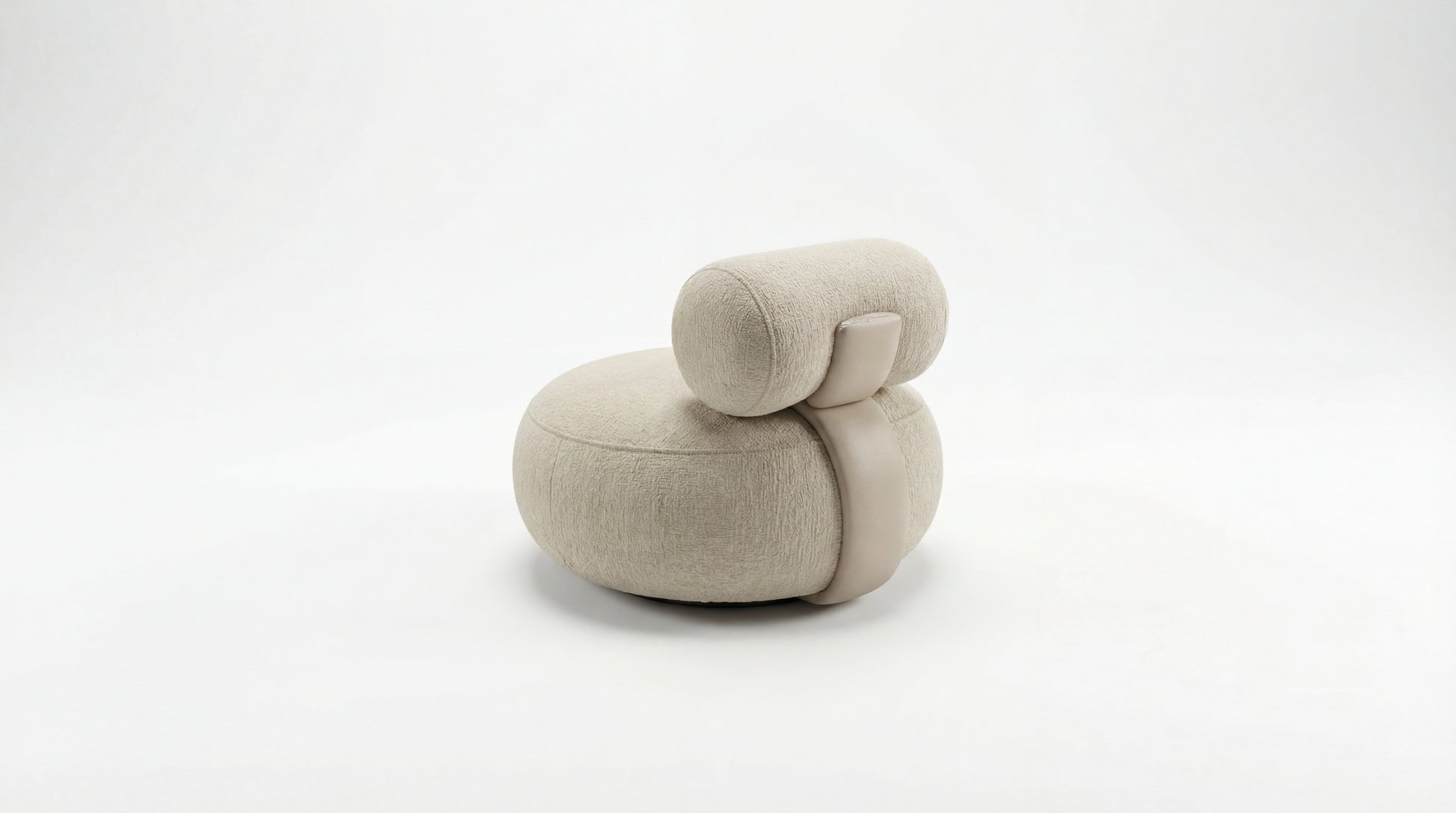 NOAH Furniture - HECTOR - front view